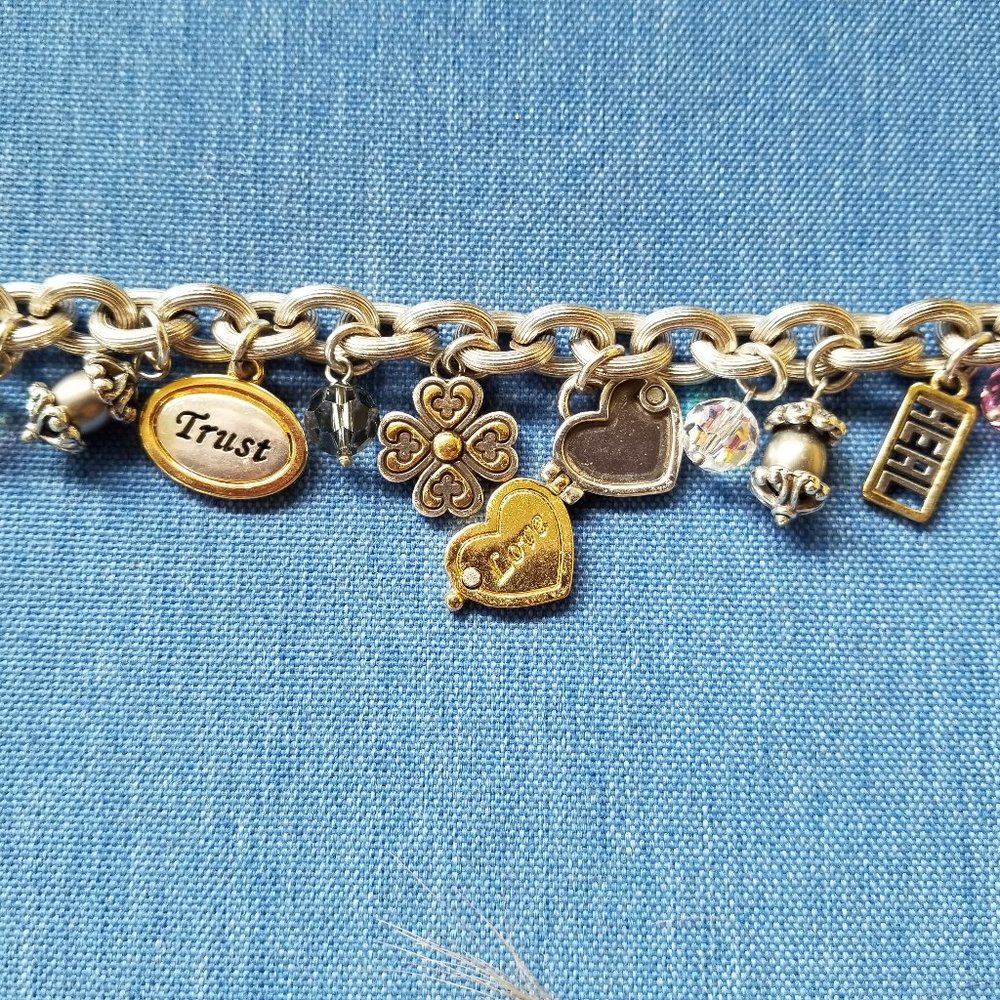 🩷BOGO* Brighton Y2K Vintage Breast Cancer Encouragement Charm Bracelet - GPC🩷 - Picture 15 of 16